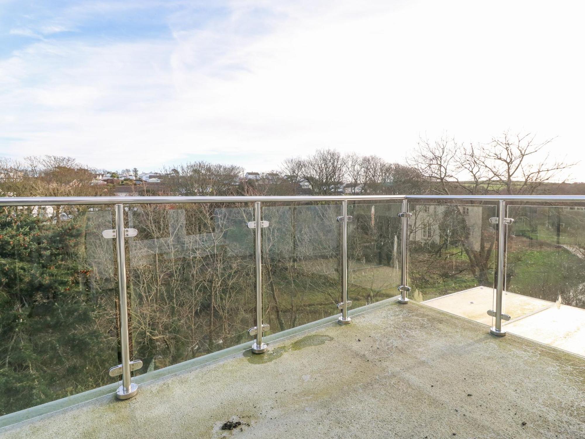 Riverview Apartment Cemaes Bay Exterior photo
